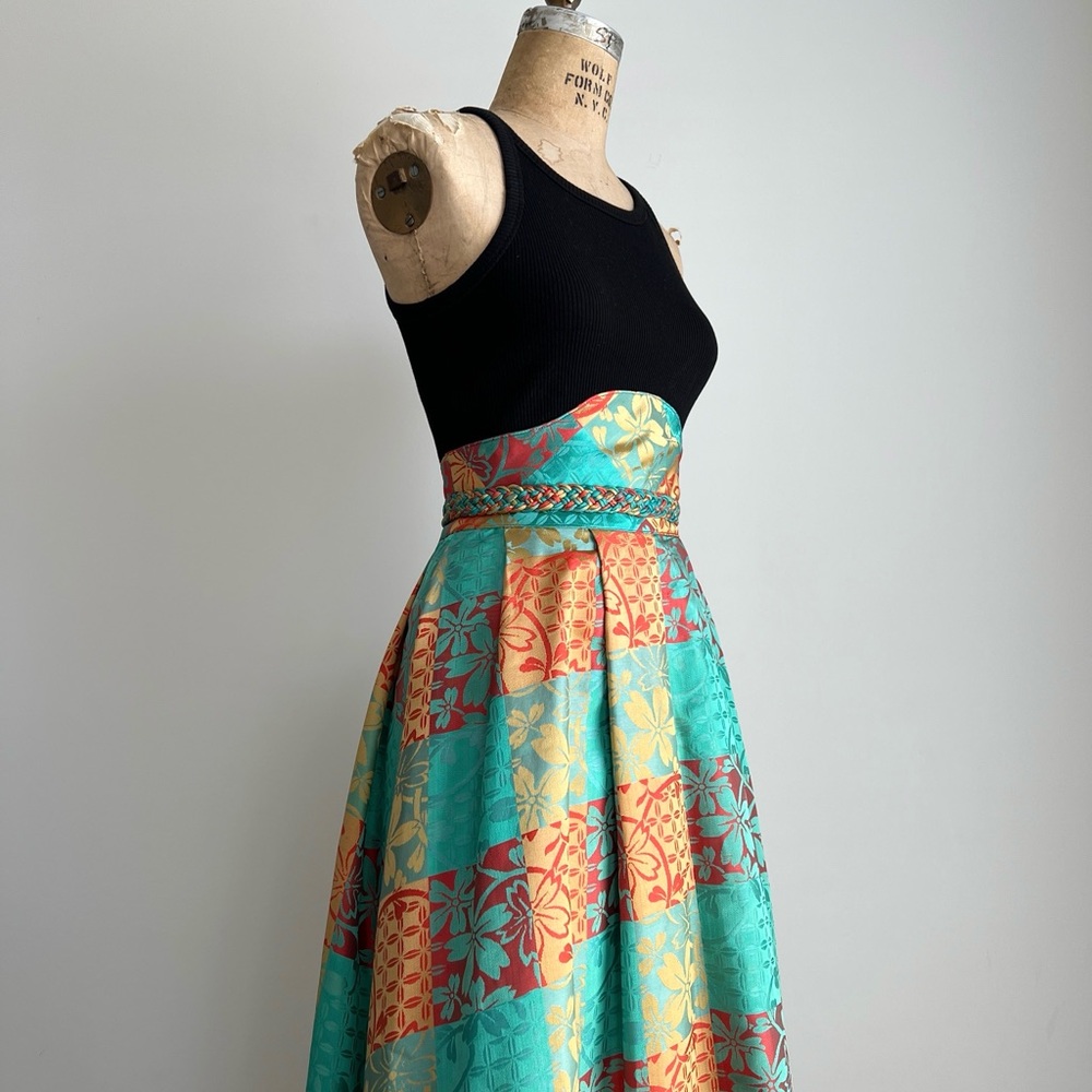 1970s Vintage Long Maxi Skirt with Matching Belt and Scarf